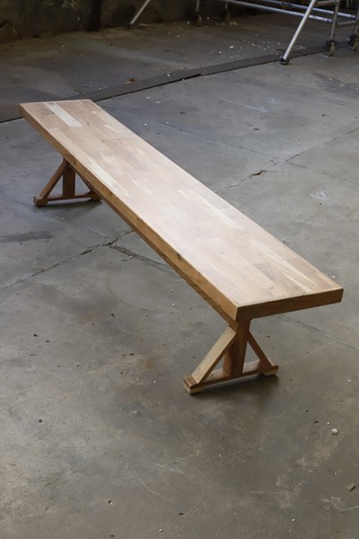 Lot 355 - BENCH