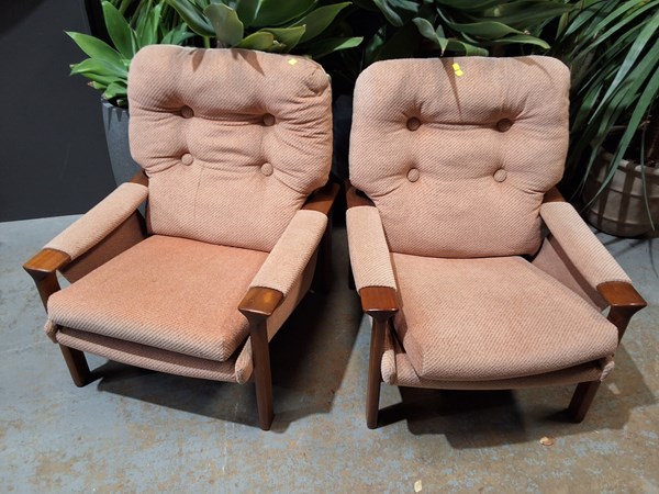 Lot 374 - PAIR OF LOUNGE CHAIRS