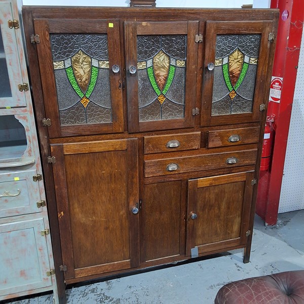 Lot 185 - KITCHEN DRESSER