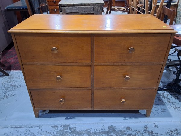 Lot 317 - CHEST OF DRAWERS