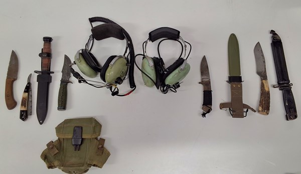 Lot 1226 - KNIVES & HEADSETS