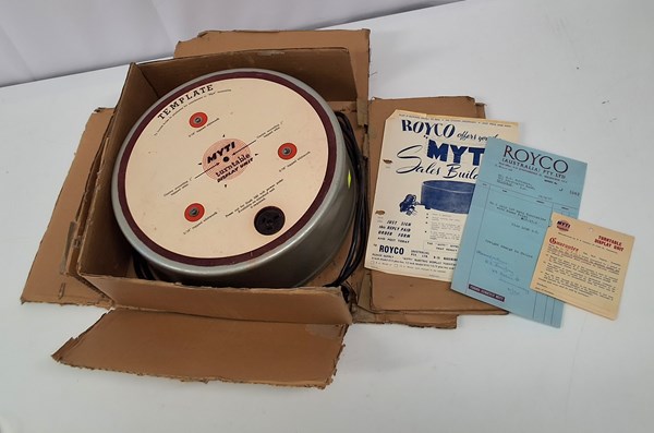 Lot 1303 - ROYCO MYTI TURNTABLE