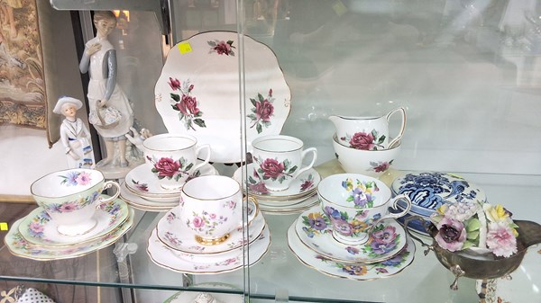 Lot 1386 - ASSORTED CHINA