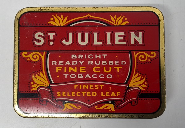 Lot 1206 - TOBACCO TIN