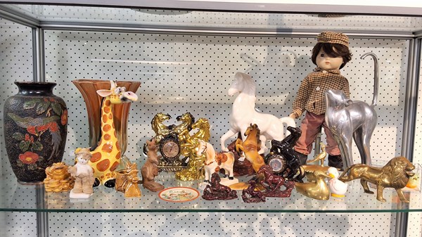 Lot 1256 - COLLECTION OF ANIMAL FIGURES