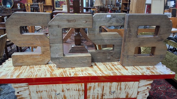 Lot 177 - TIMBER LETTERS