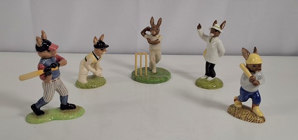 Lot 1169 - BUNNYKINS FIGURINES