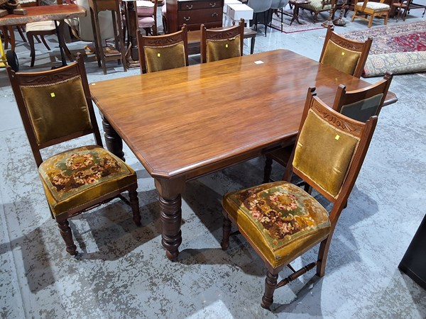 Lot 98 - SEVEN PIECE DINING SUITE