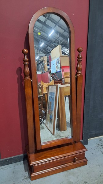 Lot 179 - CHEVAL MIRROR