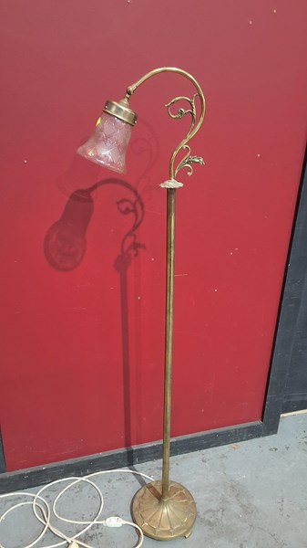 Lot 195 - STANDARD LAMP