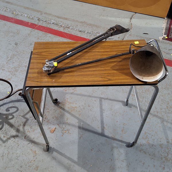 Lot 8 - WORK LAMP AND TABLE