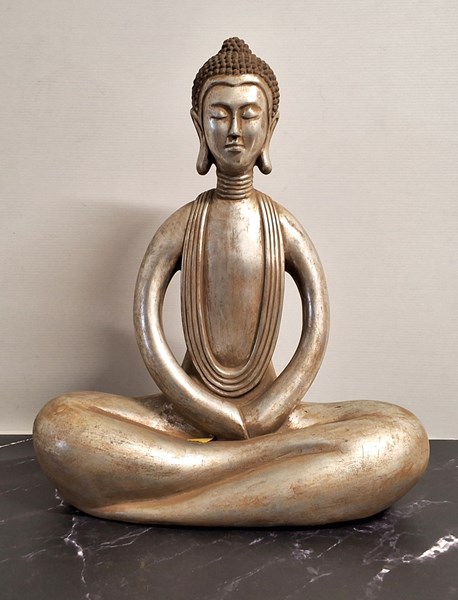 Lot 1126 - SEATED BUDDHA