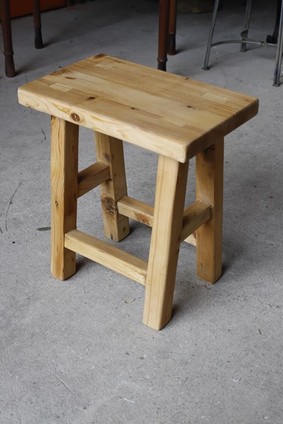 Lot 183 - STOOL