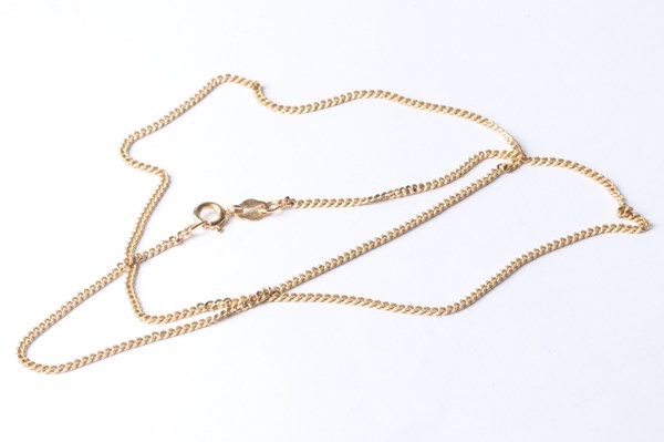 Lot 1017 - GOLD NECKLACE