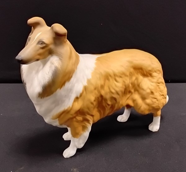 Lot 1207 - BESWICK DOG