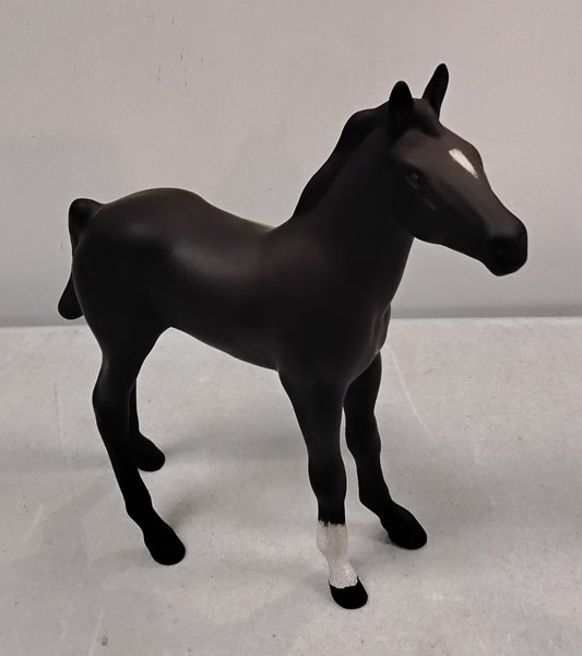 Lot 1151 - ROYAL DOULTON HORSE