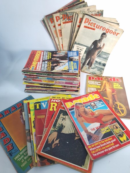 Lot 1113 - VINTAGE MAGAZINES