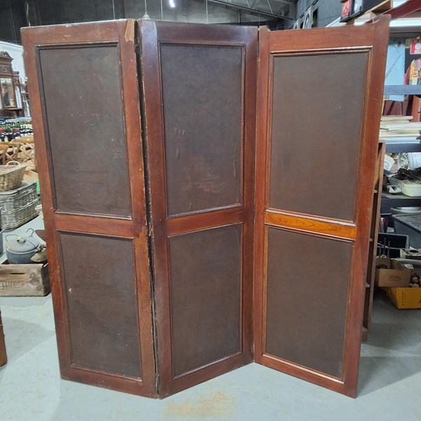 Lot 238 - BI FOLD SCREEN