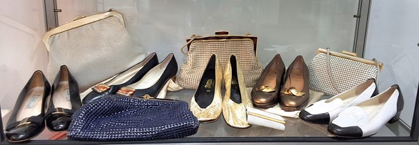 Lot 1361 - LADIES SHOES & BAGS