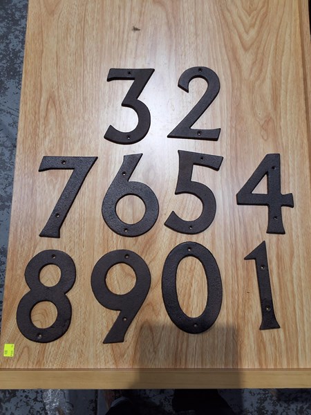 Lot 14 - CAST IRON NUMBERS