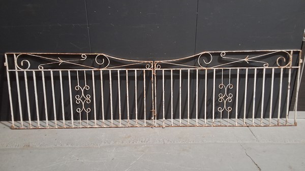 Lot 347 - DRIVEWAY GATES