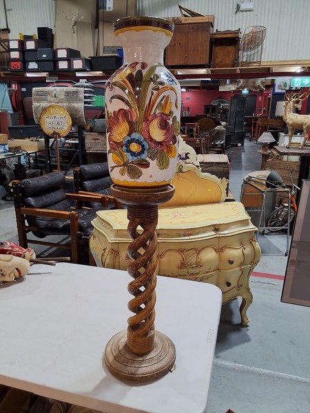 Lot 244 - VASE ON PEDESTAL