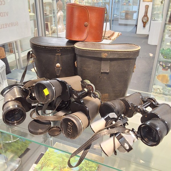 Lot 1349 - BINOCULARS