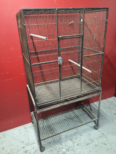 Lot 83 - BIRD CAGE