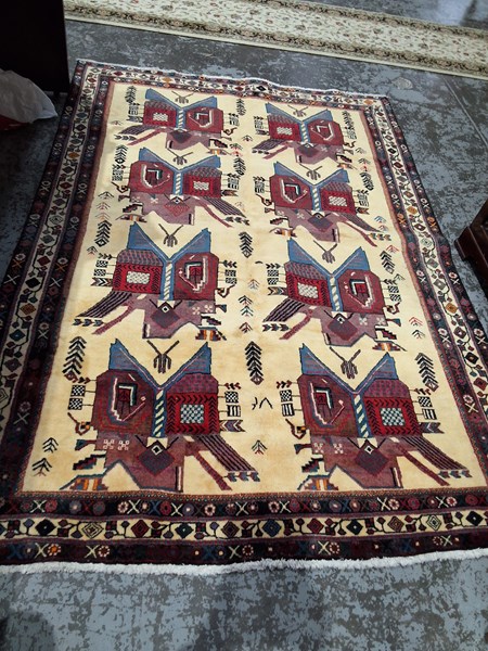 Lot 146 - RUG