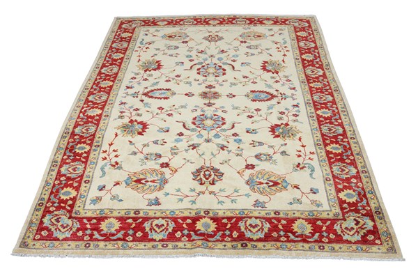 Lot 70 - SULTANABAD RUG