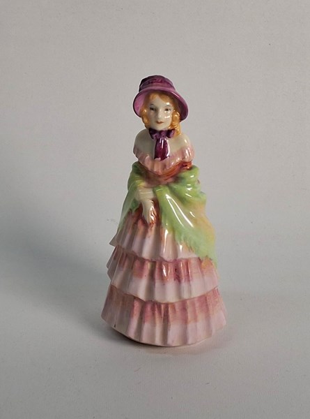 Lot 1081 - ROYAL DOULTON FIGURINE