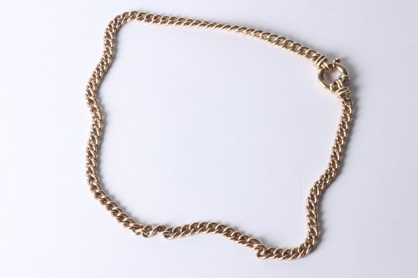 Lot 1003 - GOLD NECKLACE