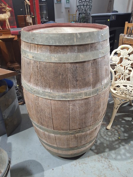 Lot 265 - OAK BARREL