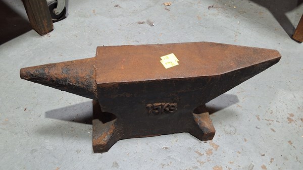 Lot 231 - ANVIL