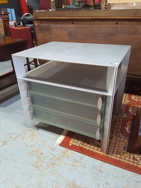 Lot 373 - CABINET