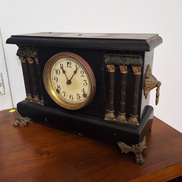 Lot 1340 - SESSIONS MANTEL CLOCK