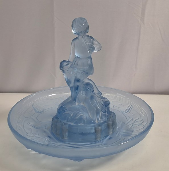 Lot 1197 - PETER PAN FLOAT BOWL