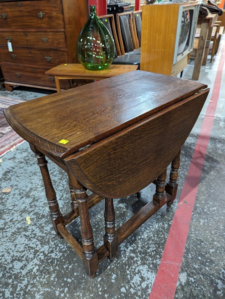 Lot 154 - DROP SIDE TABLE