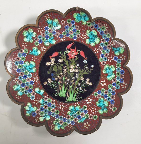 Lot 1332 - CLOISONNE WALL PLATE