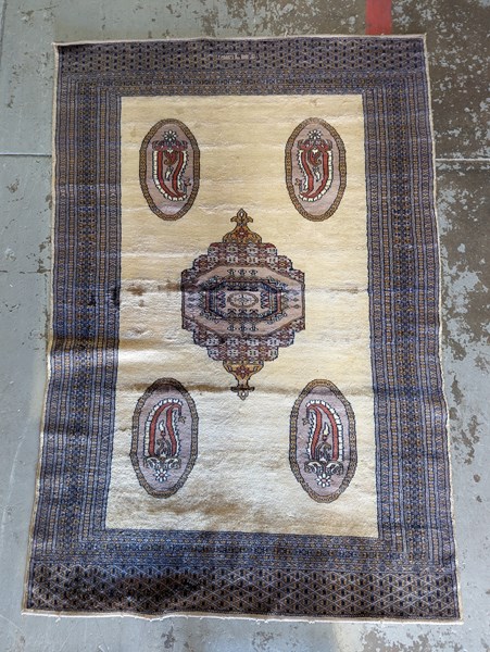 Lot 139 - TURKISH RUG