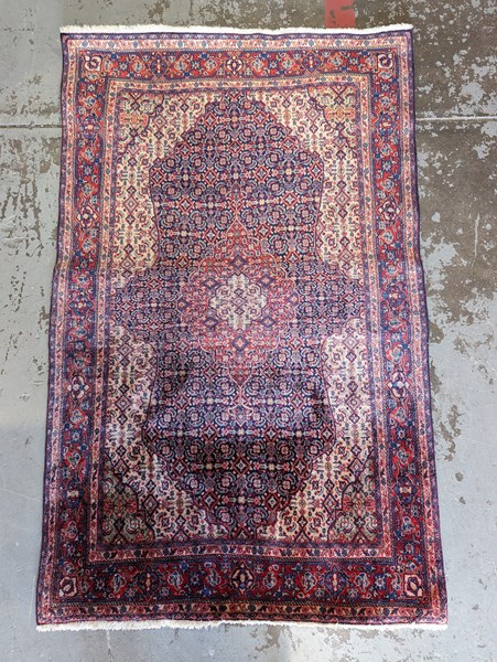 Lot 104 - ENTRANCE RUG