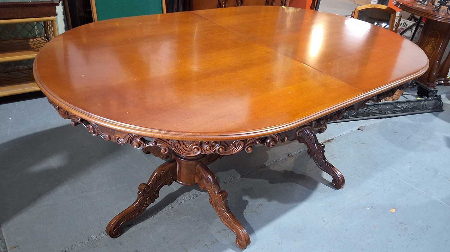 Lot 227 DINING TABLE lot-227-dining-table