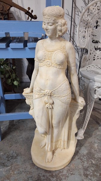 Lot 355 - GARDEN STATUE