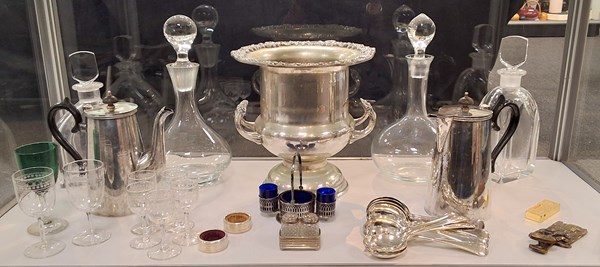 Lot 1204 - DECANTERS, GLASSES & METALWARE