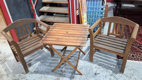 Lot 366 - OUTDOOR TABLE AND CHAIRS