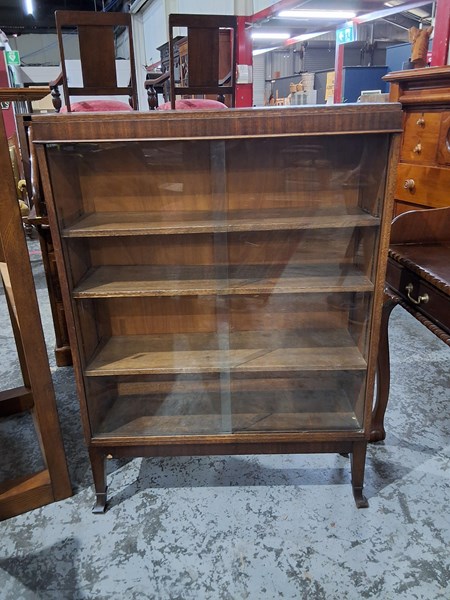 Lot 202 - OAK BOOKCASE