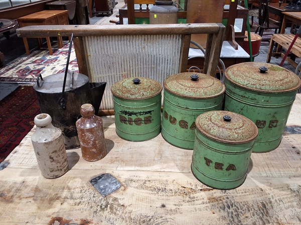 Lot 119 - KITCHENWARE