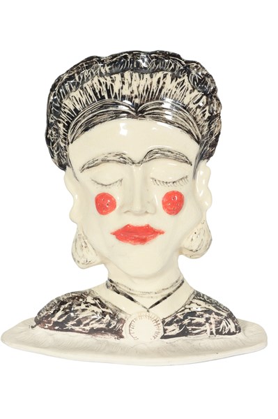 Lot 134 - FRIDA KAHLO FIGURE