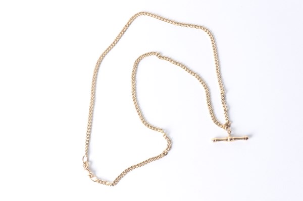 Lot 1018 - GOLD NECKLACE