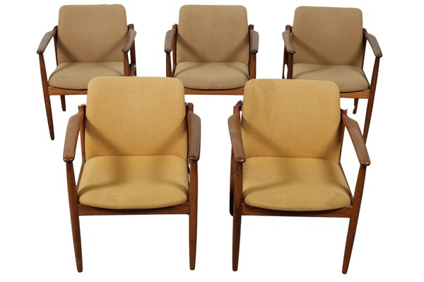 Lot 69 - BLACKBEAN DINING CHAIRS